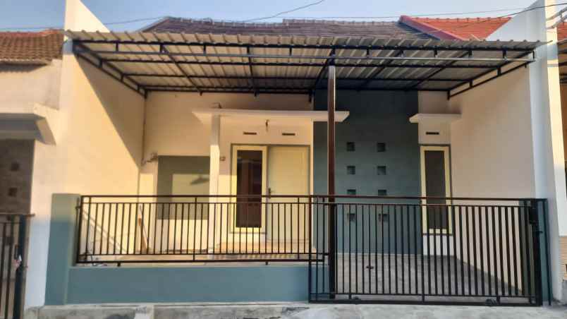 dijual rumah purwodadi