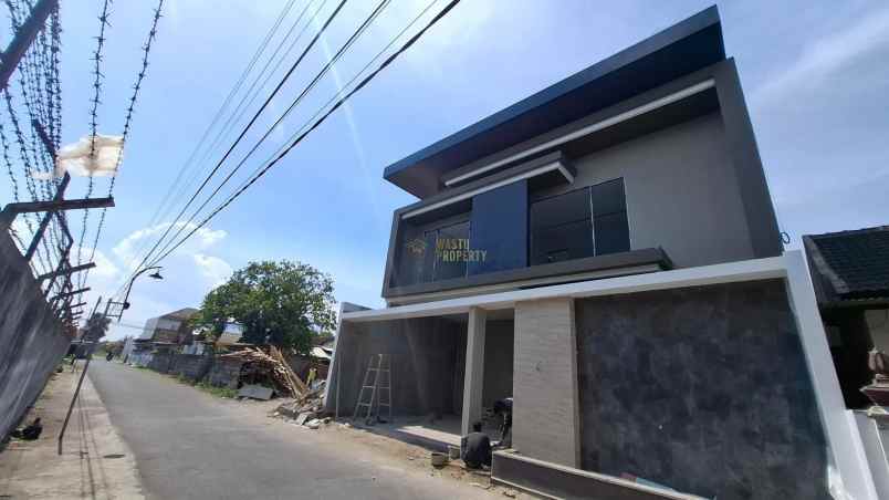 dijual rumah purwomartani