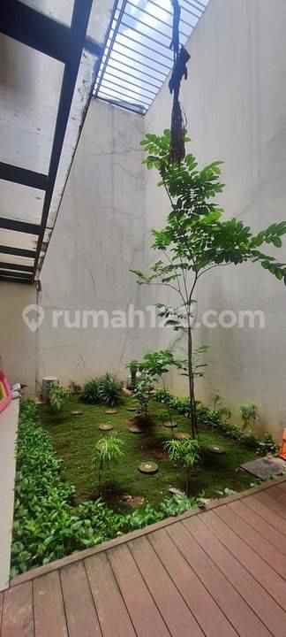 dijual rumah raffles hills cibubur