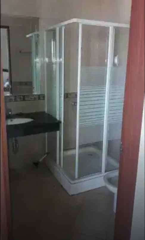 dijual rumah raffless hills cibubur