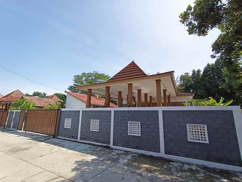 dijual rumah randusari kec prambanan