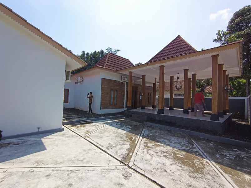 dijual rumah randusari kec prambanan