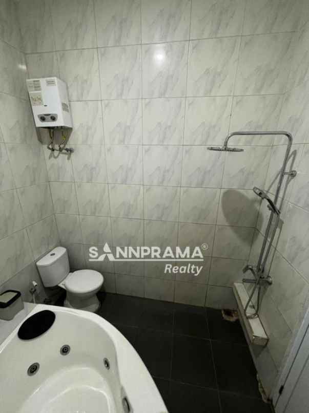 dijual rumah rangkapan jaya
