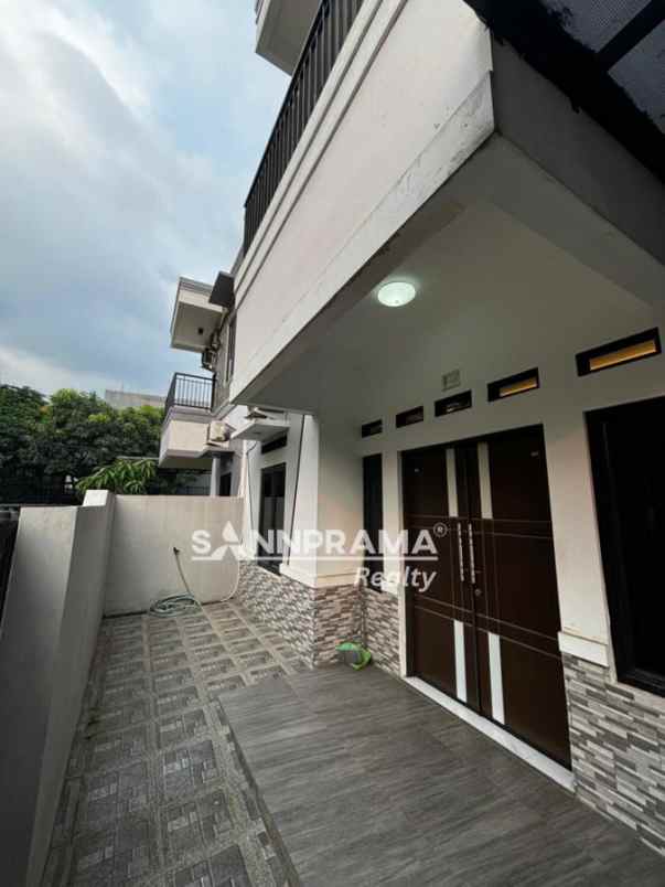 dijual rumah rangkapan jaya