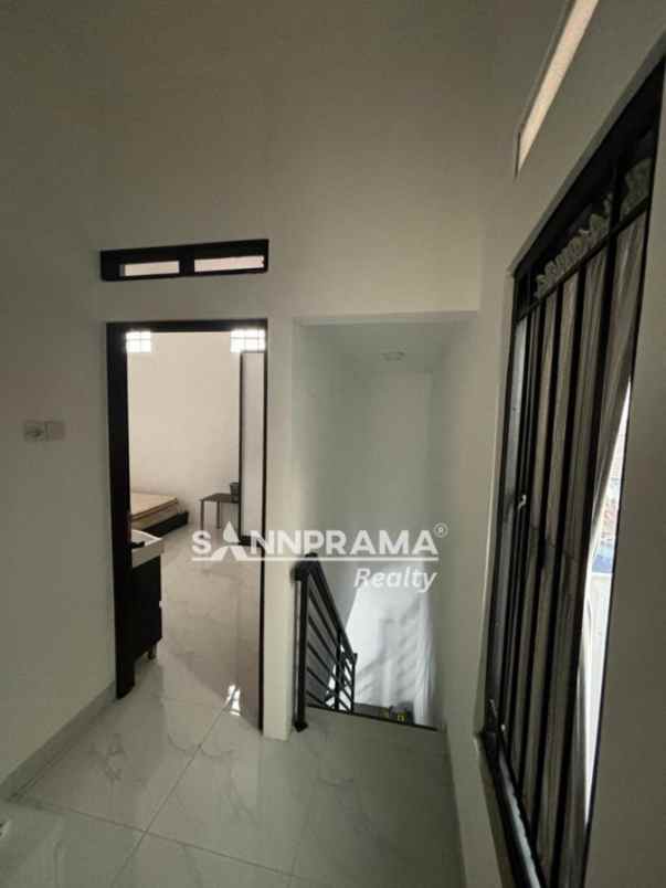 dijual rumah rangkapan jaya