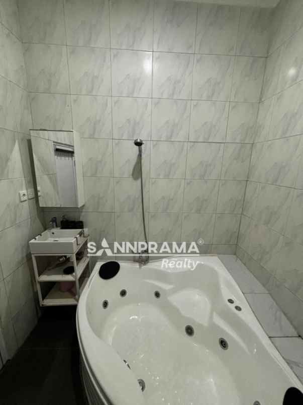 dijual rumah rangkapan jaya
