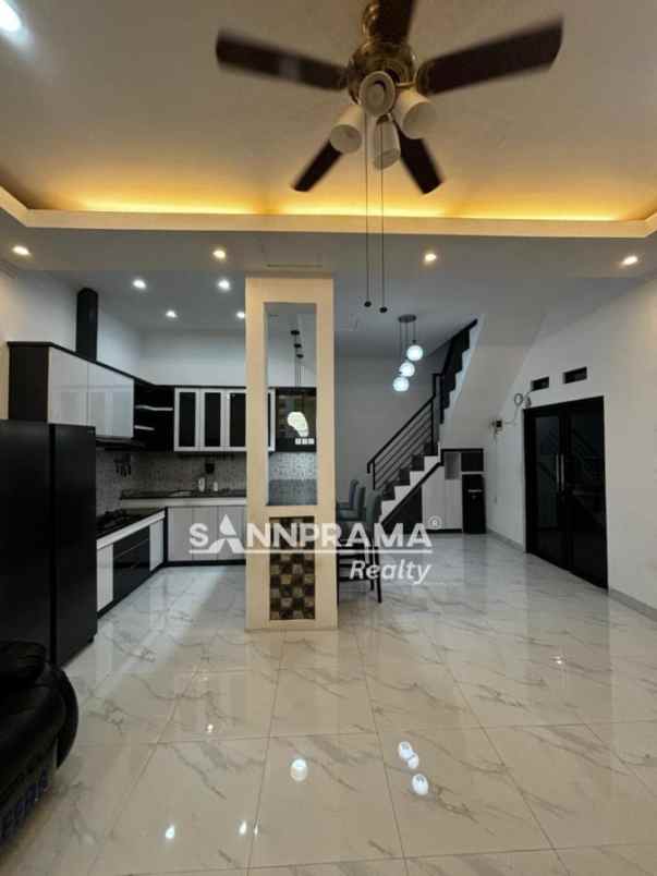 dijual rumah rangkapan jaya