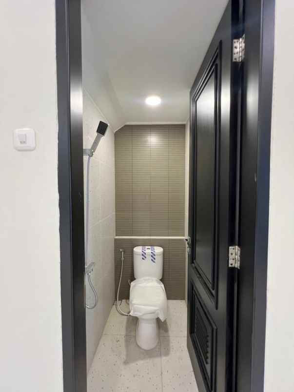 dijual rumah rawamangun