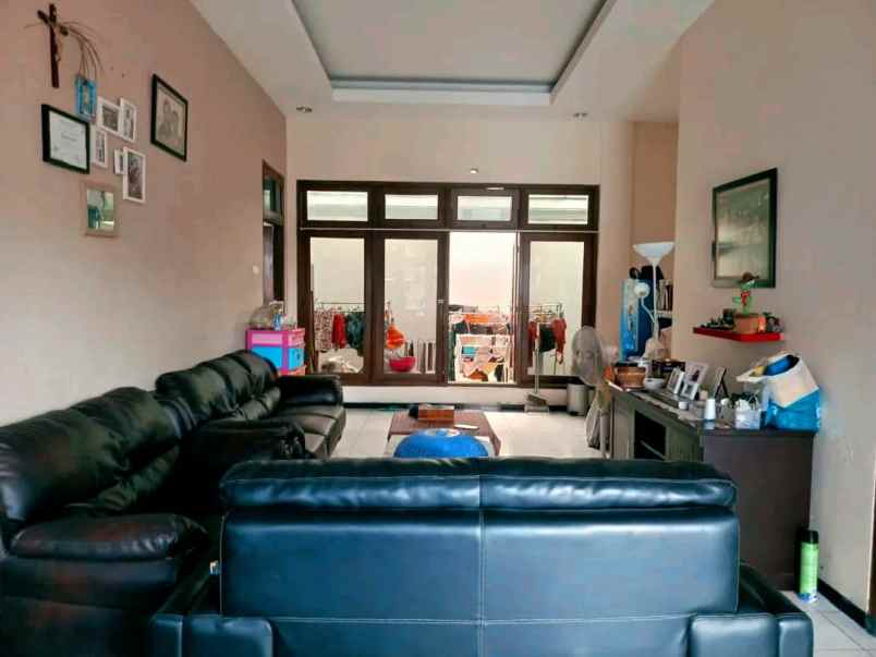 dijual rumah ready di gombel permai semarang