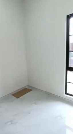 dijual rumah rungkut