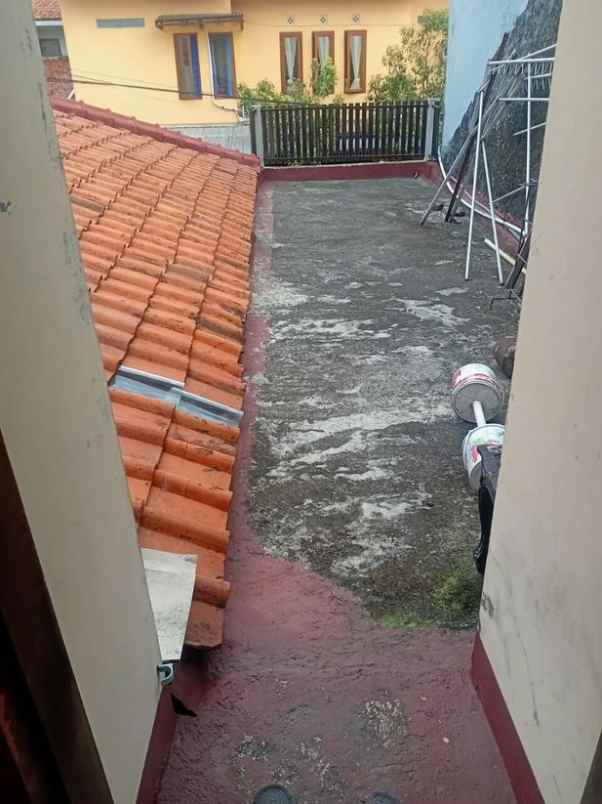 dijual rumah sari indah babakan sari