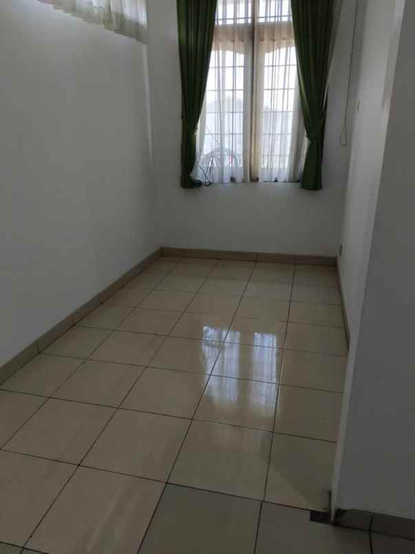 dijual rumah sarijadi pasteur bandung utara