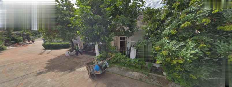 dijual rumah sarua