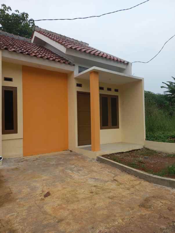 dijual rumah sawangan