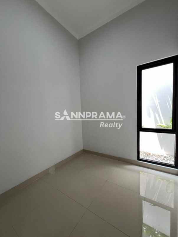 dijual rumah sawangan