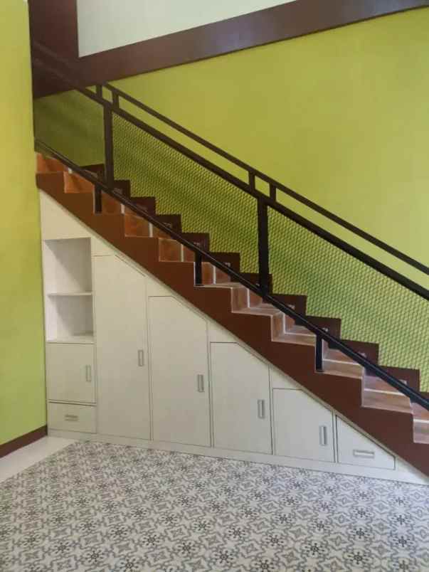 dijual rumah sawangan depok