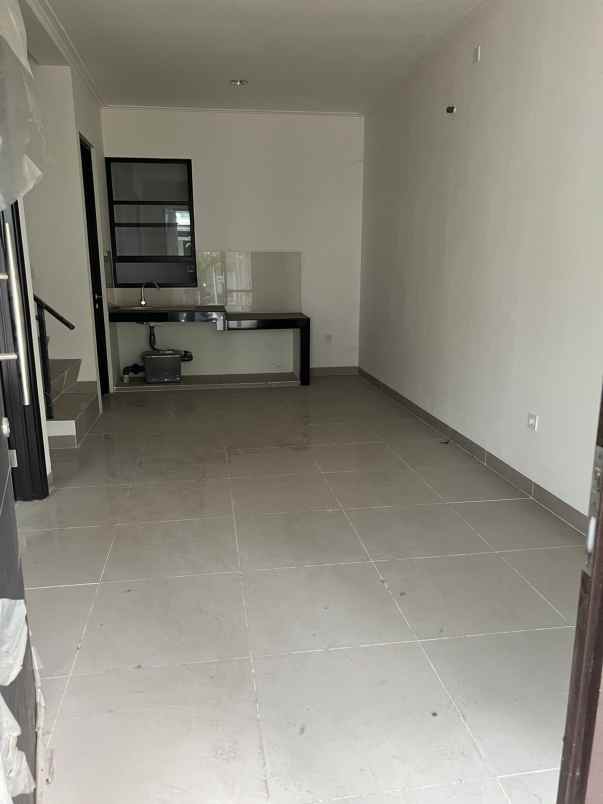 dijual rumah sedayu city