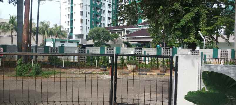dijual rumah senen jakarta pusat