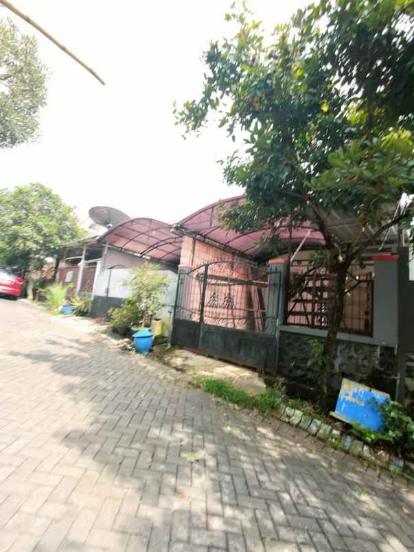 dijual rumah sengkaling