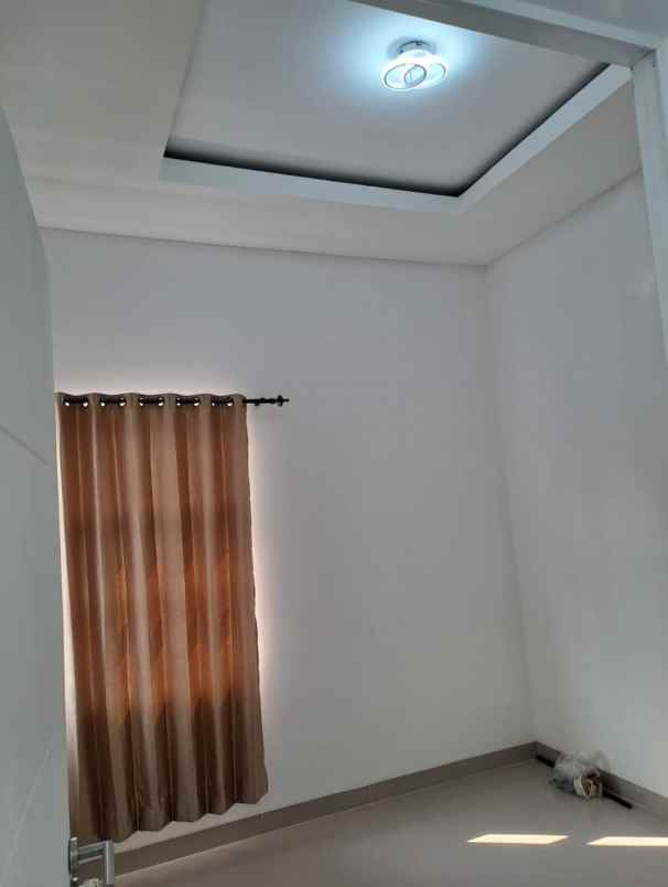 dijual rumah serdang kulon