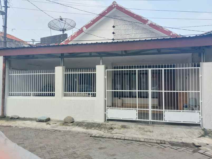 dijual rumah siap huni di pulo wonokromo wetan jagir