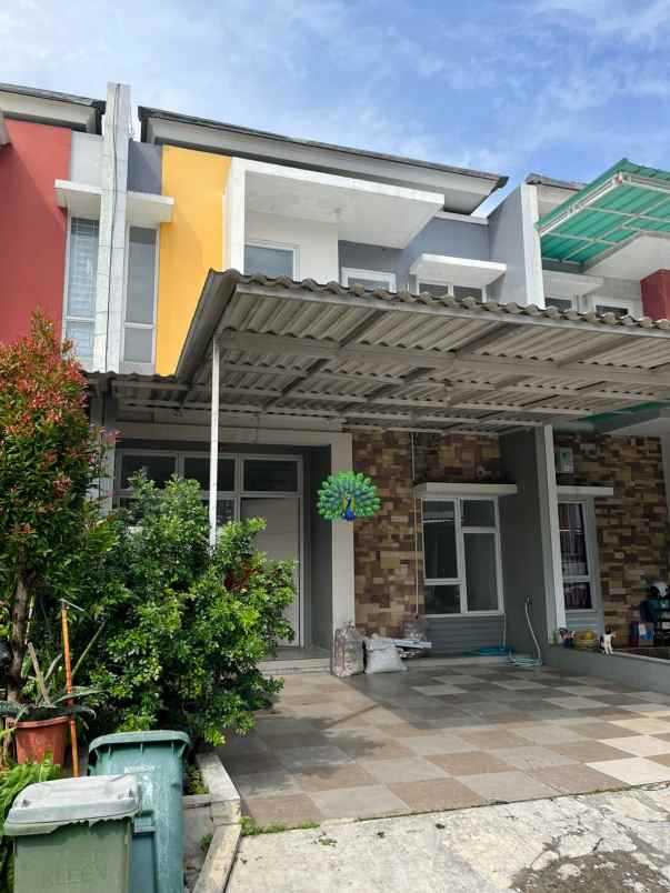 dijual rumah siaphuni di metland menteng dalam cluster