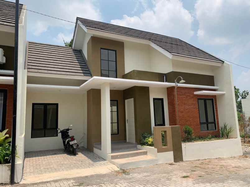 dijual rumah sidomuku randusari