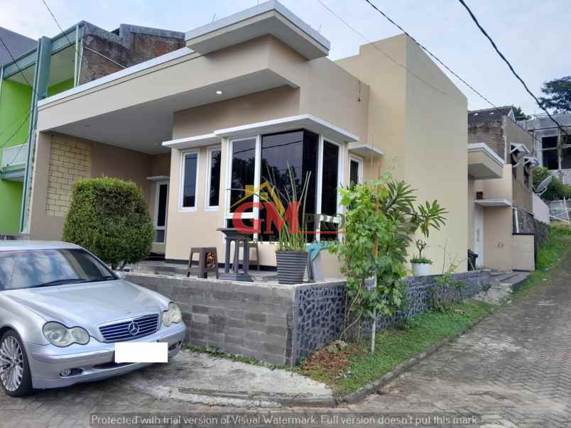 dijual rumah sindanglaya