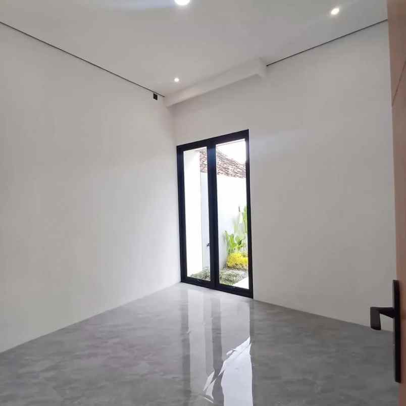 dijual rumah sleman city hall