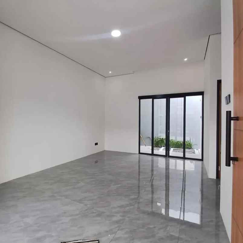 dijual rumah sleman city hall