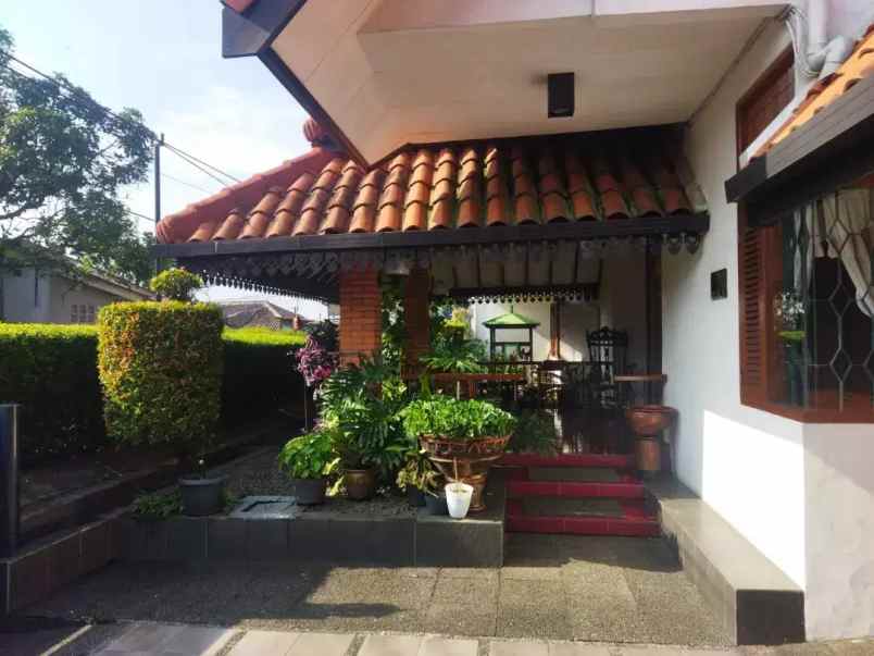 dijual rumah soma