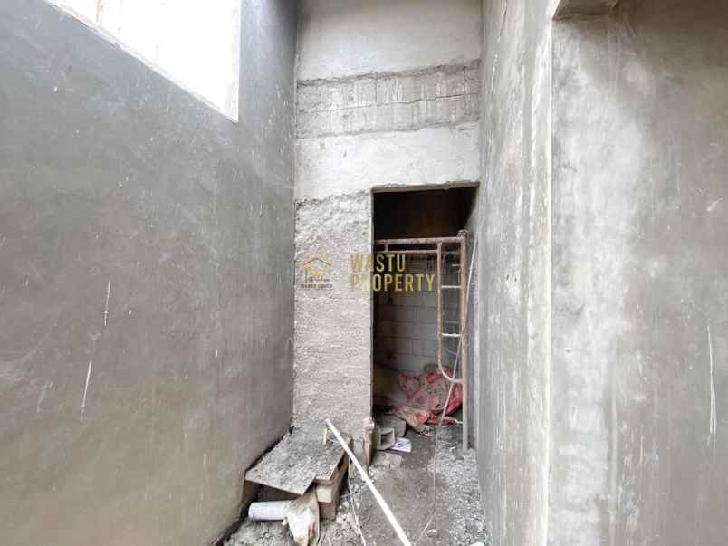 dijual rumah srimulyo