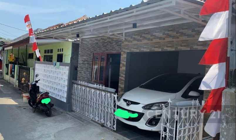 dijual rumah strategis