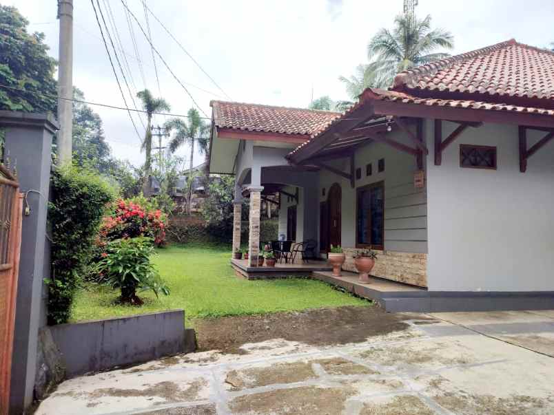 dijual rumah sukamahi mega mendung