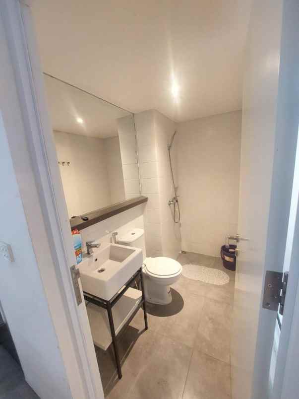 dijual rumah tabebuya bsd city