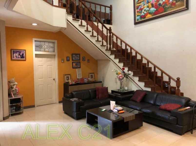 dijual rumah taman aries meruya utara