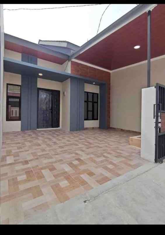 dijual rumah taman harapan baru kota