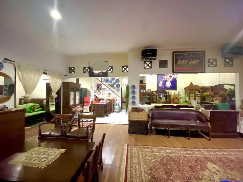 dijual rumah taman persada jatibening