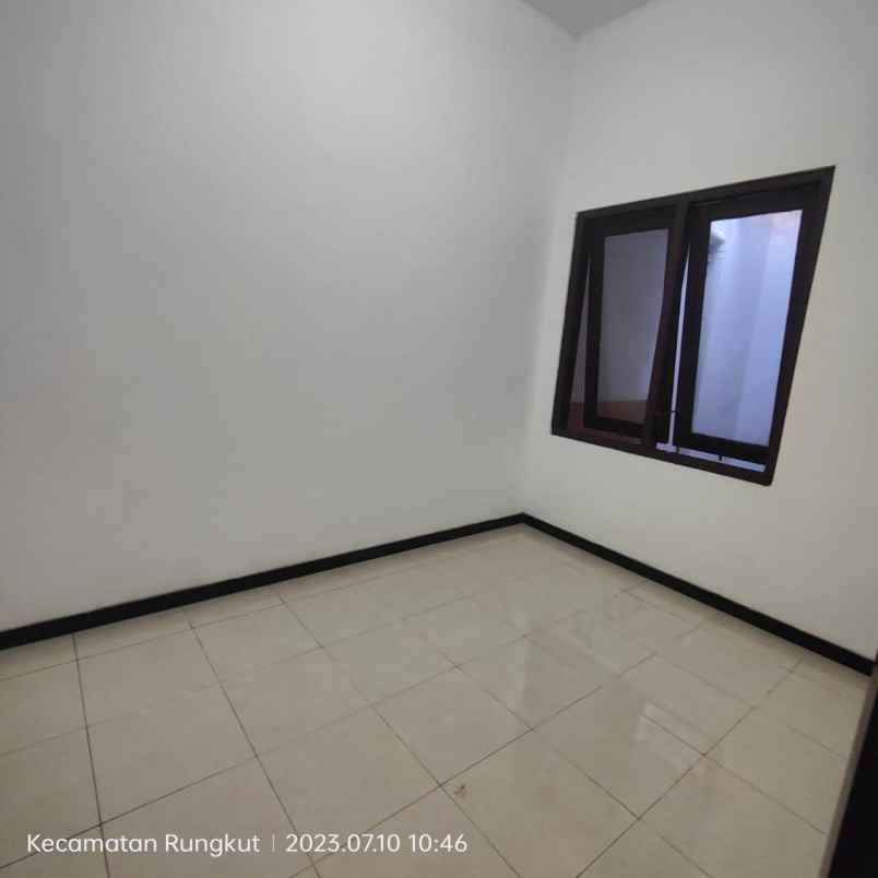 dijual rumah taman rivera regency