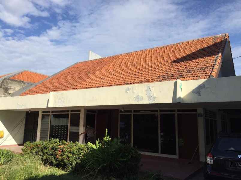 dijual rumah tenggilis