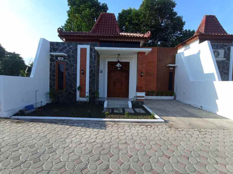 dijual rumah tlogo prambanan klaten