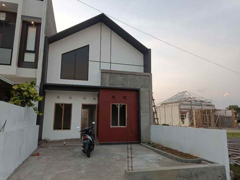 dijual rumah toriyo sukoharjo