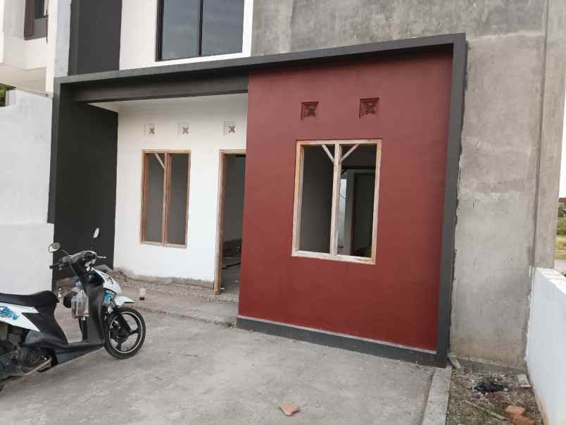 dijual rumah toriyo sukoharjo