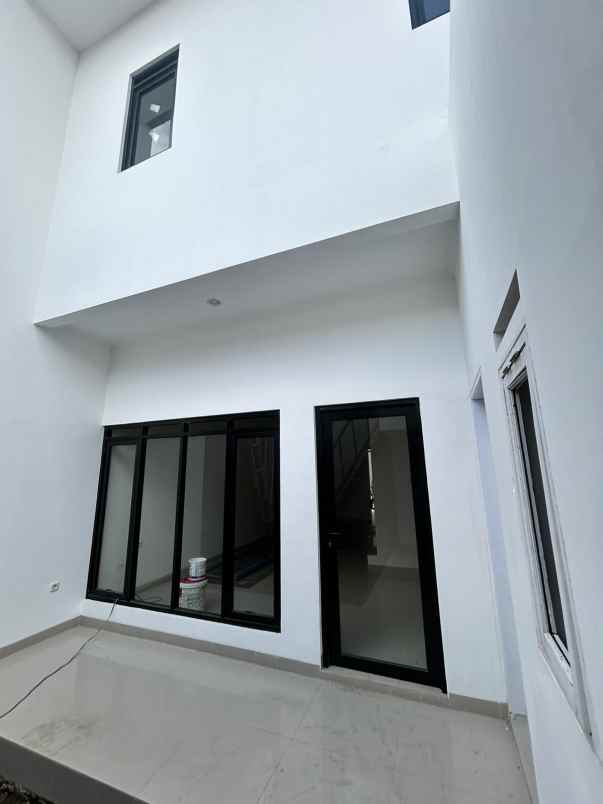 dijual rumah turangga bandung