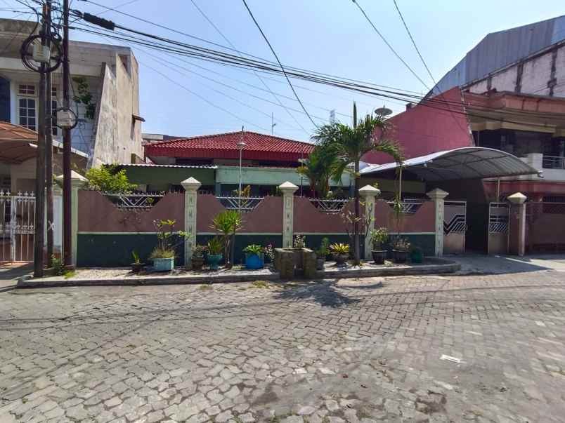 dijual rumah villa kalijudan indah