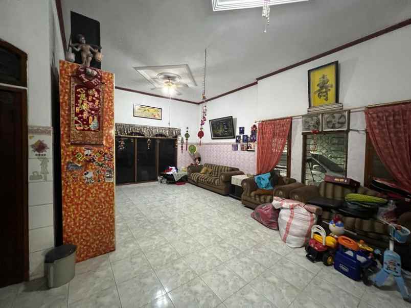 dijual rumah villa kalijudan indah