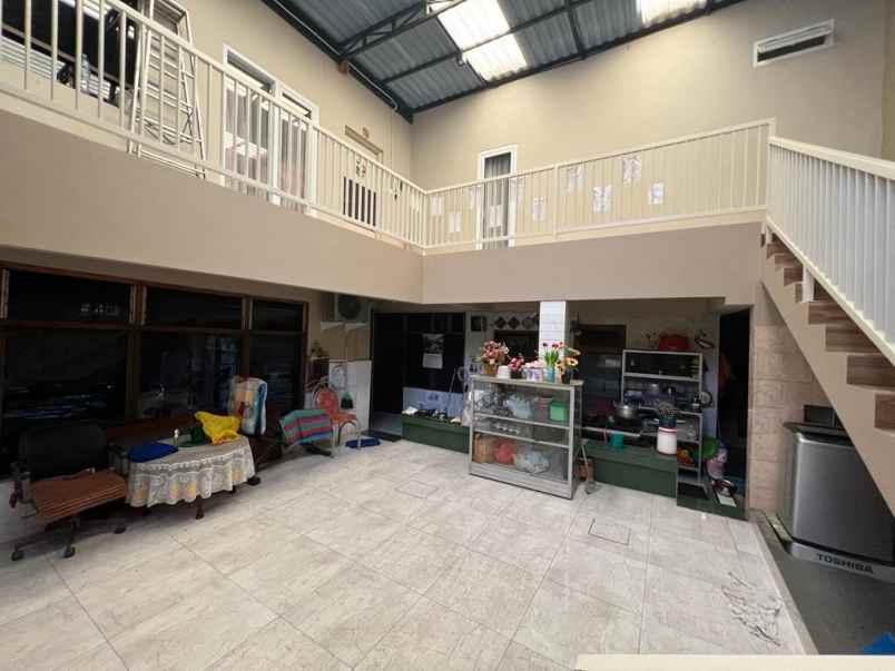 dijual rumah villa kalijudan indah