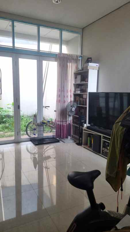 dijual rumah villa melati mas serpong