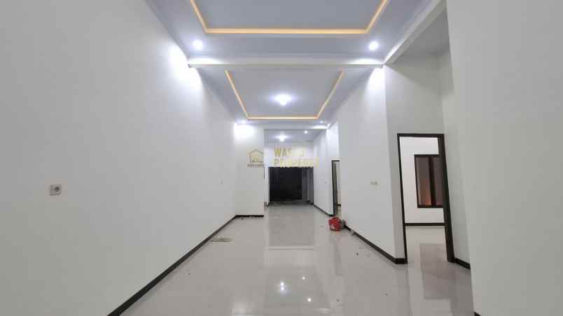 dijual rumah wedomartani ngemplak