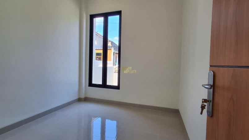 dijual rumah wedomartani ngemplak